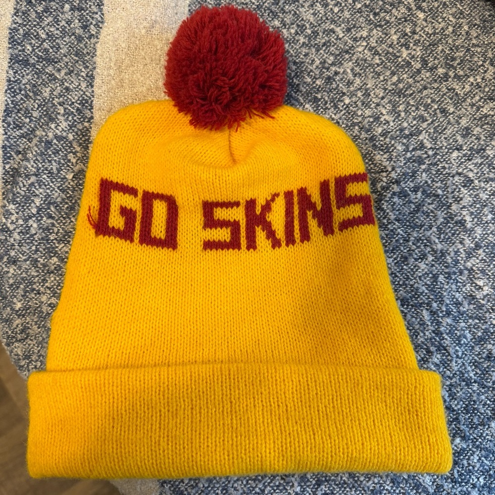 Vintage Washington Redskins made in USA Pom-Pom Beanie adult